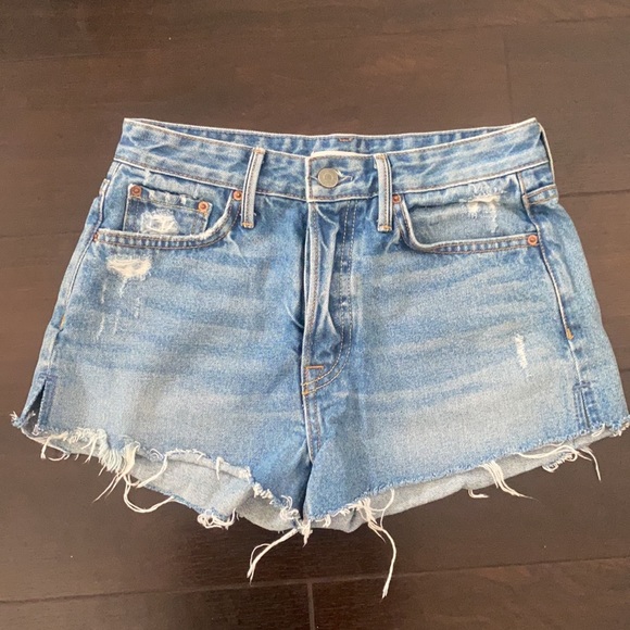 GRLFRND Cindy Cut-Off Shorts - Picture 4 of 10